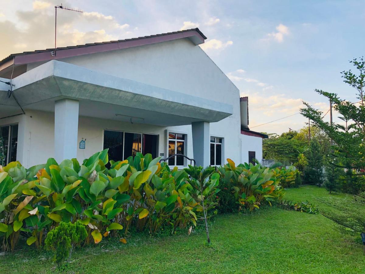 Homestay Lestary Near Taiping Fast Wifi Netflix Экстерьер фото