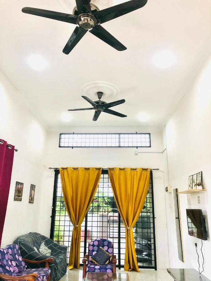 Homestay Lestary Near Taiping Fast Wifi Netflix Экстерьер фото